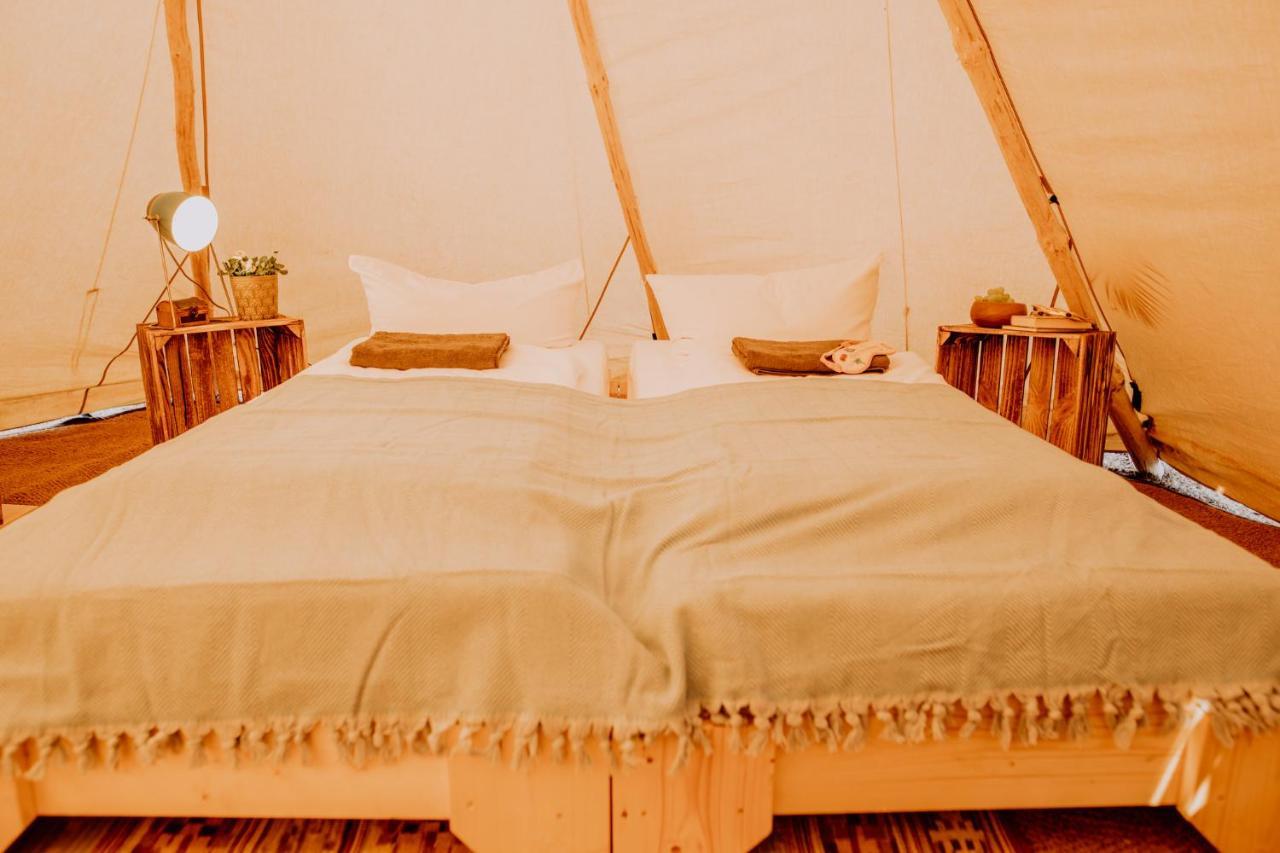 Raus Und Gut Glamping Am Graebendorfer See Drebkau Εξωτερικό φωτογραφία